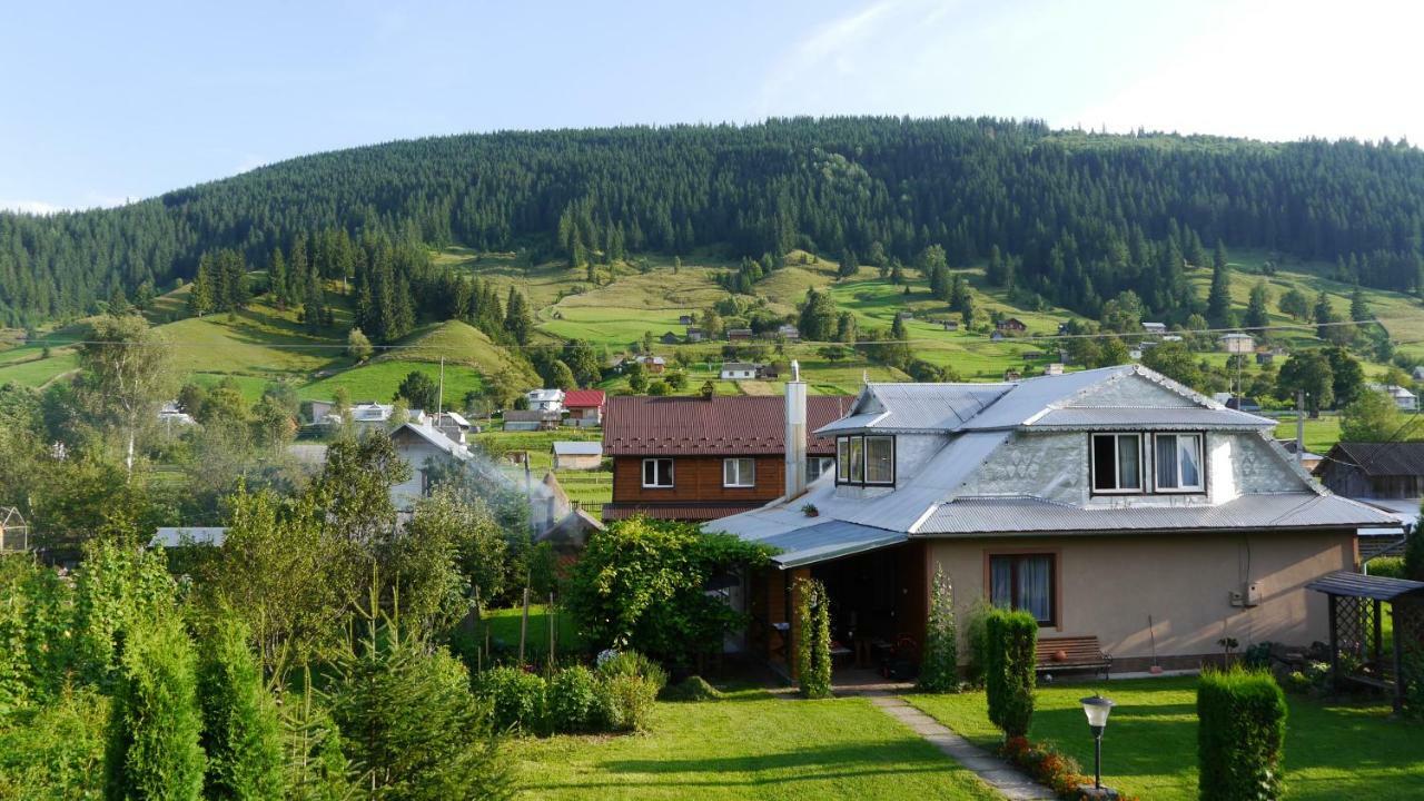 Krokus House Verchovyna Exteriör bild